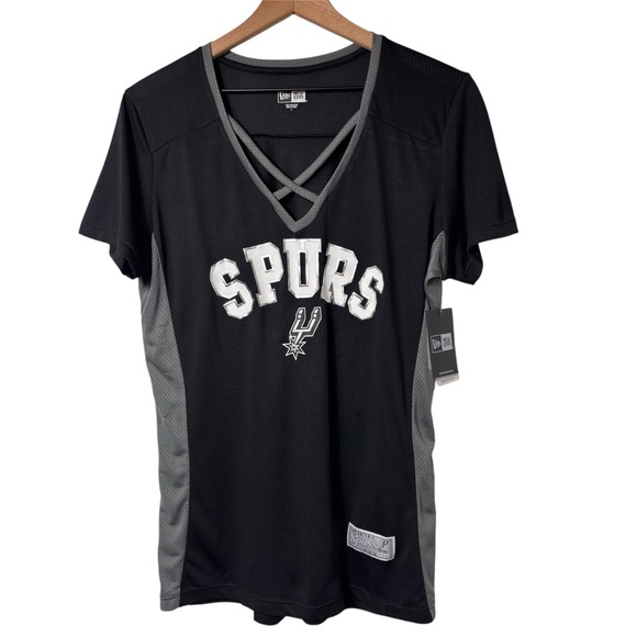 NEW ERA SPURS SAN ANTONIO BLACK GREY WOMEN T-SHIRT SIZE LARGE BRAND NEW WITH TAG - Picture 1 of 6